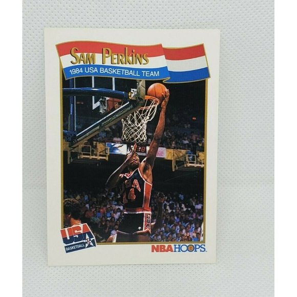4 Vintage 1991 NBA Hoops 1984 USA Basketball Collectible Trading Cards - Picture 8 of 10